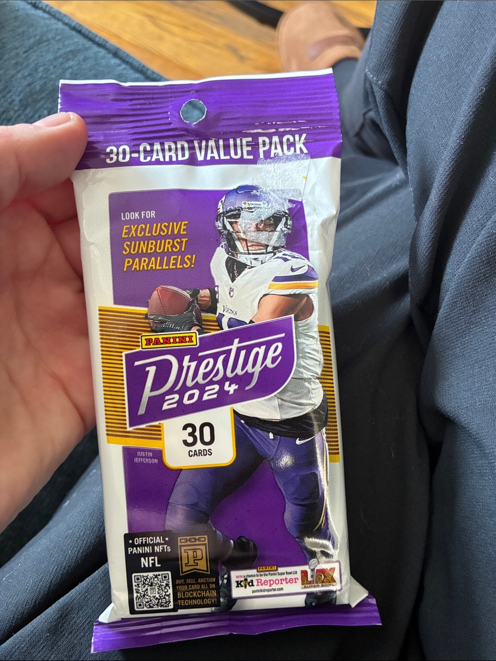 Panini Prestige 2024 Football Pack - Purple & White